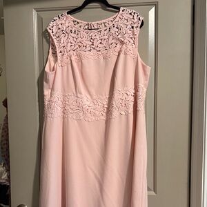 Elegant Pink Lace Dress